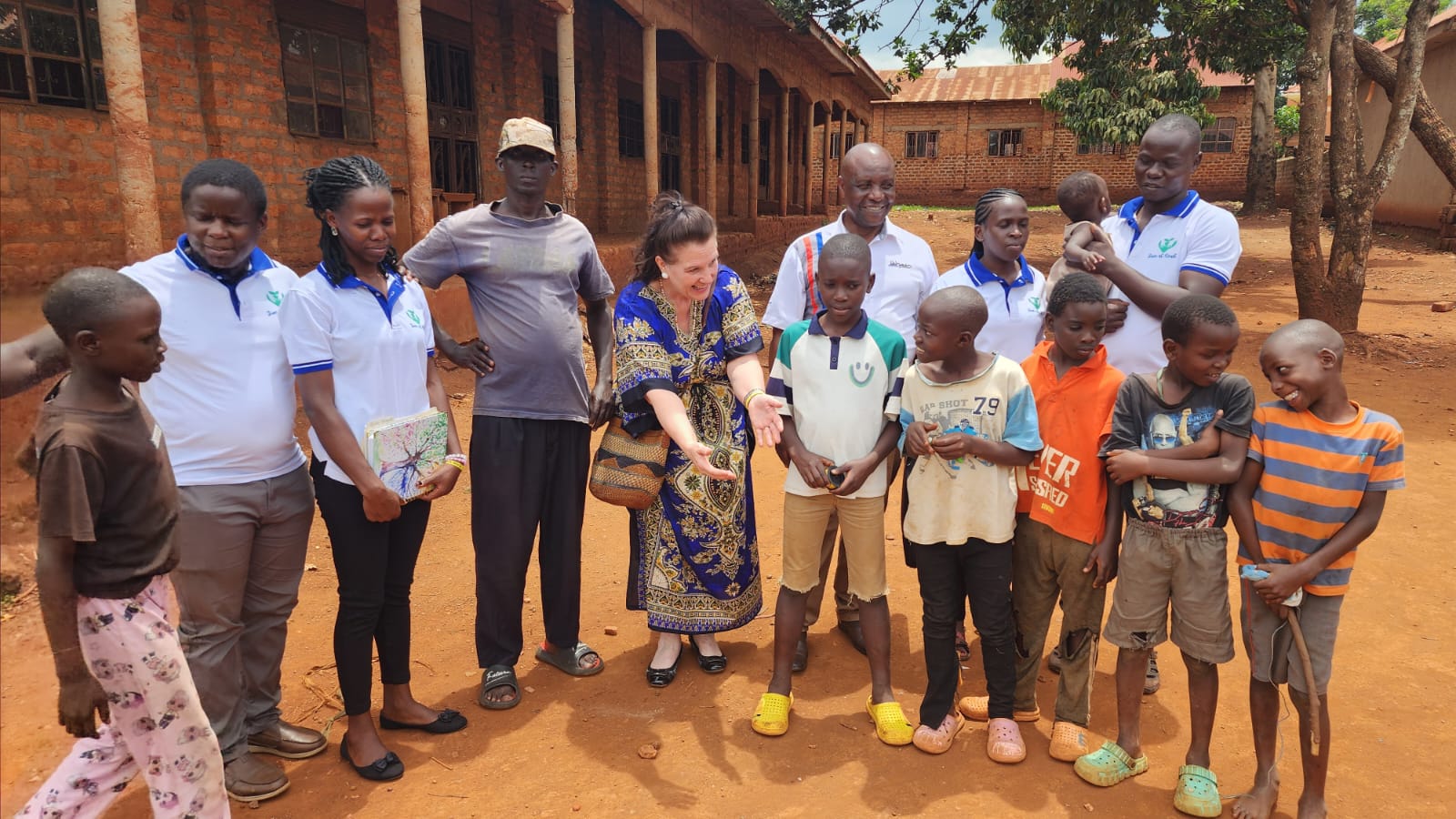 Group photo with children